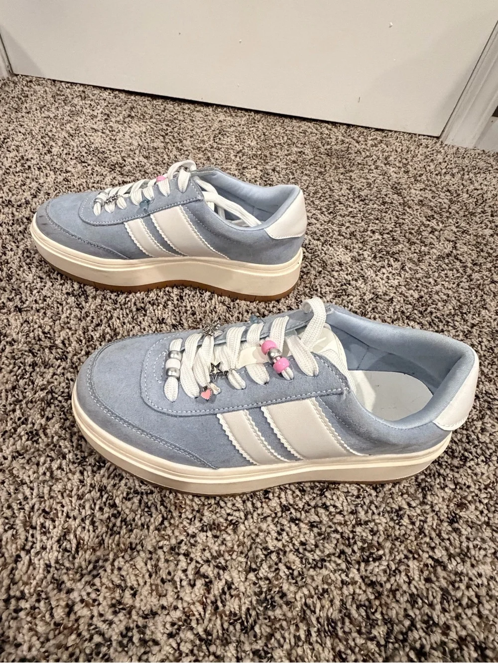 💙 Madden Girl Light Blue and White Platform Sneakers with Charm Accents